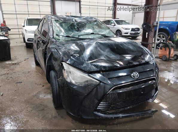 3MYDLBYV0JY320786 2018 TOYOTA YARIS IA Black წინა პანელის ხედი