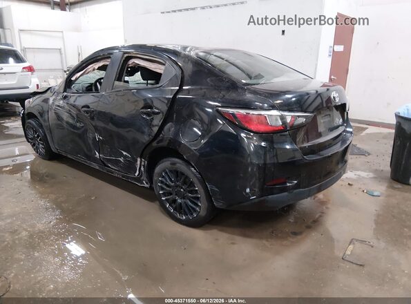 3MYDLBYV0JY320786 2018 TOYOTA YARIS IA Black უკანა მარცხენა