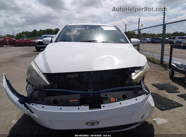 3MYDLBYV0JY326510 2018 TOYOTA YARIS IA White Սարքավորումների վահանակի տեսք