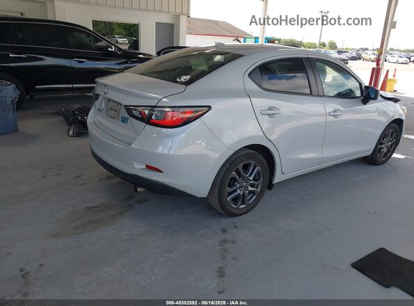 3MYDLBYV0KY507995 2019 TOYOTA YARIS Gray Tył prawy
