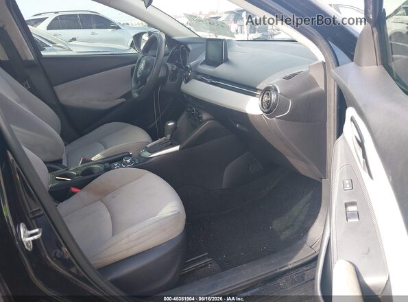 3MYDLBYV0KY514073 2019 TOYOTA YARIS Black Սալոնի դիմացի տեսք
