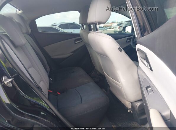 3MYDLBYV0KY514073 2019 TOYOTA YARIS Black VIN կոդի պիտակի տեսք