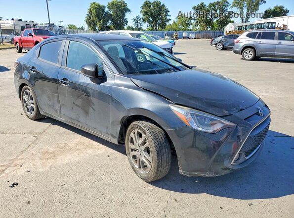 3MYDLBYV0KY519094 2019 TOYOTA YARIS Black Front right