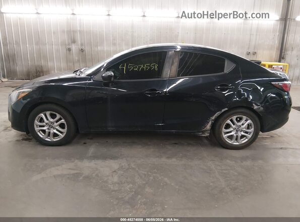 3MYDLBYV1HY151422 2017 TOYOTA YARIS IA Black 