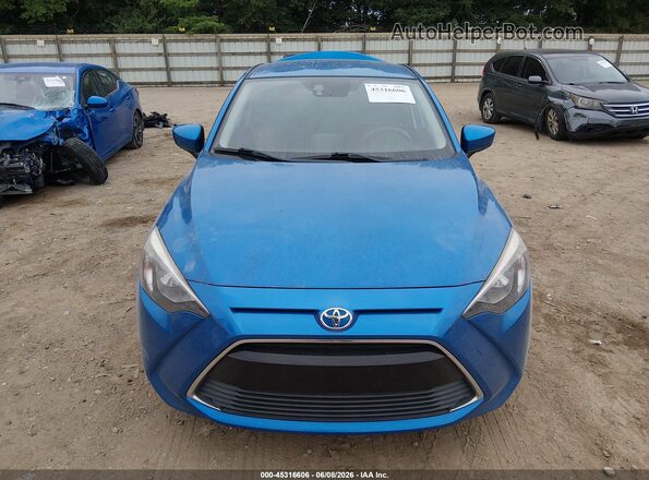 3MYDLBYV1HY182105 2017 TOYOTA YARIS IA Blue Вид щитка приладів