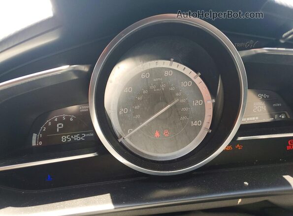 3MYDLBYV1HY183447 2017 TOYOTA YARIS White Vista del cuadro de instrumentos
