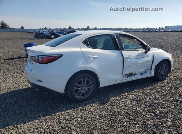 3MYDLBYV1KY503907 2019 TOYOTA YARIS White 
