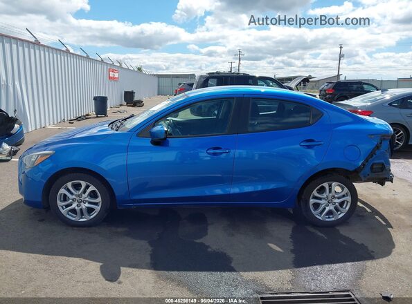 3MYDLBYV2HY175423 2017 TOYOTA YARIS IA Blue 