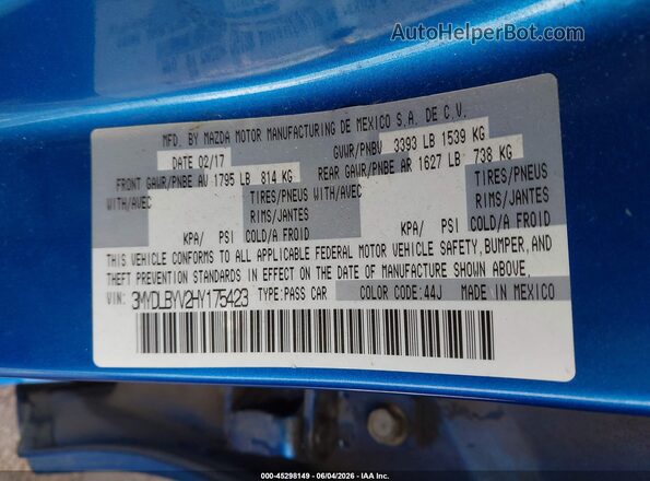 3MYDLBYV2HY175423 2017 TOYOTA YARIS IA Blue Вид підкапотного простору