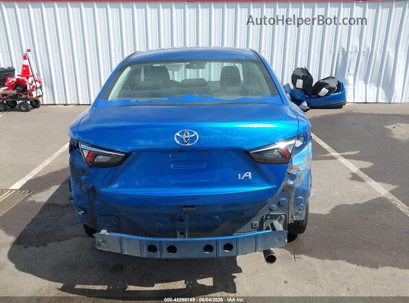3MYDLBYV2HY175423 2017 TOYOTA YARIS IA Blue 