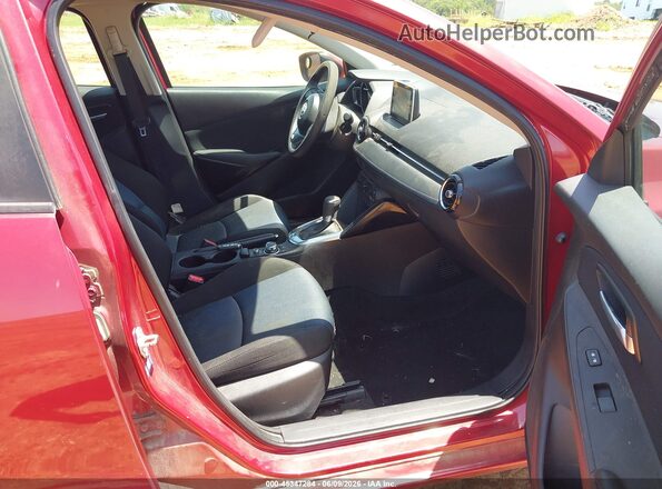 3MYDLBYV2JY306131 2018 TOYOTA YARIS IA Red Սալոնի դիմացի տեսք