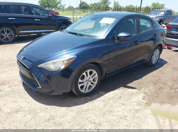 3MYDLBYV2JY317050 2018 TOYOTA YARIS IA Blue Առջևի ձախ երեք քառորդ տեսարան
