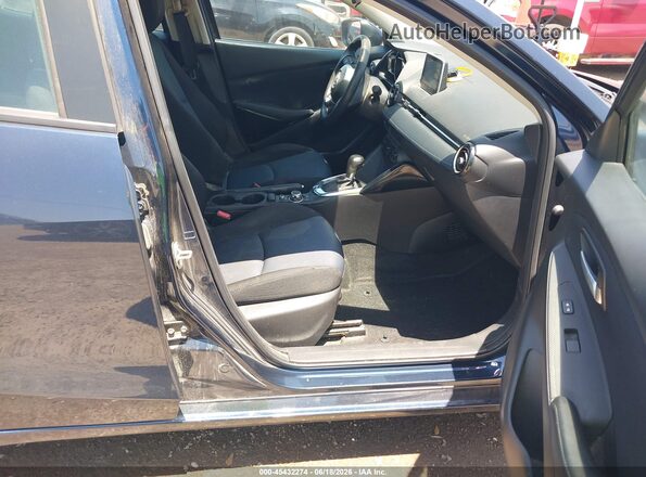 3MYDLBYV2JY317050 2018 TOYOTA YARIS IA Blue Սալոնի դիմացի տեսք