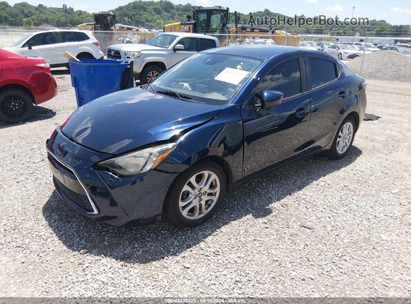3MYDLBYV2JY330770 2018 TOYOTA YARIS IA Blue Front left