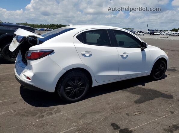 3MYDLBYV2KY505441 2019 TOYOTA YARIS White 