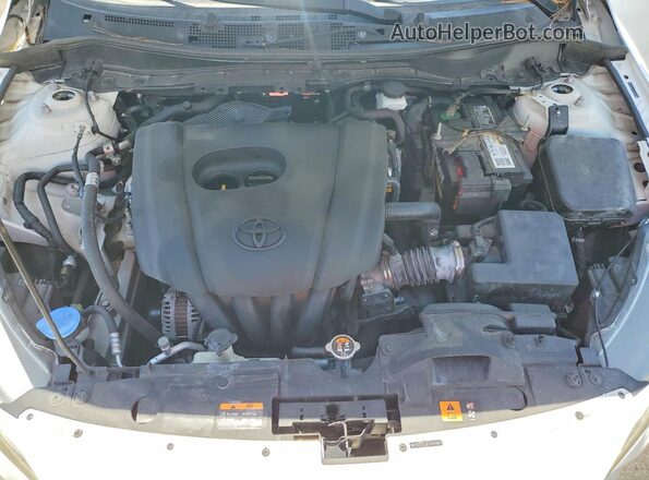 3MYDLBYV2KY505441 2019 TOYOTA YARIS White 