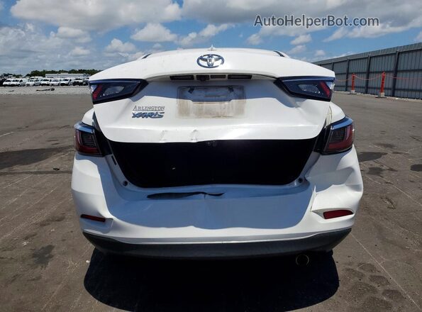 3MYDLBYV2KY505441 2019 TOYOTA YARIS White 
