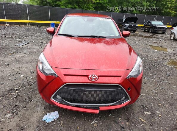 3MYDLBYV2KY511644 2019 TOYOTA YARIS Red Вид спереду