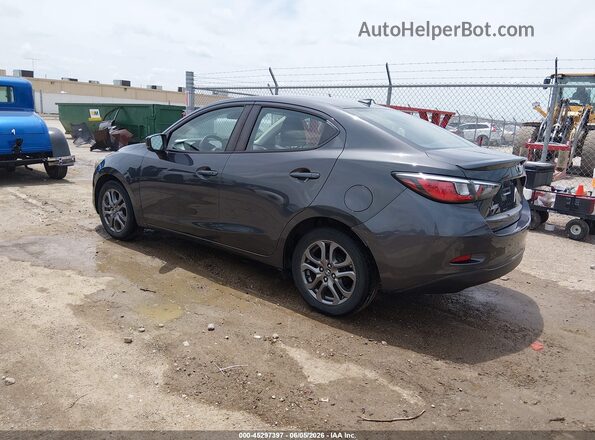 3MYDLBYV2KY513894 2019 TOYOTA YARIS Black Задня ліва чверть
