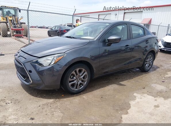 3MYDLBYV2KY513894 2019 TOYOTA YARIS Black Передня ліва чверть