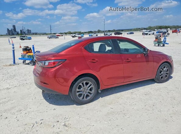 3MYDLBYV2LY706256 2020 TOYOTA YARIS Red Задня права чверть