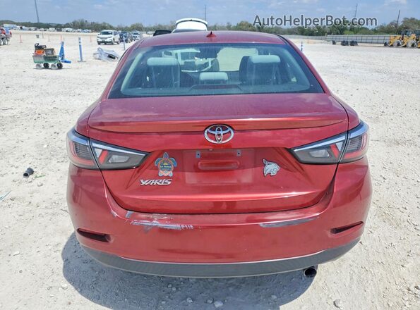 3MYDLBYV2LY706256 2020 TOYOTA YARIS Red Вид ззаду
