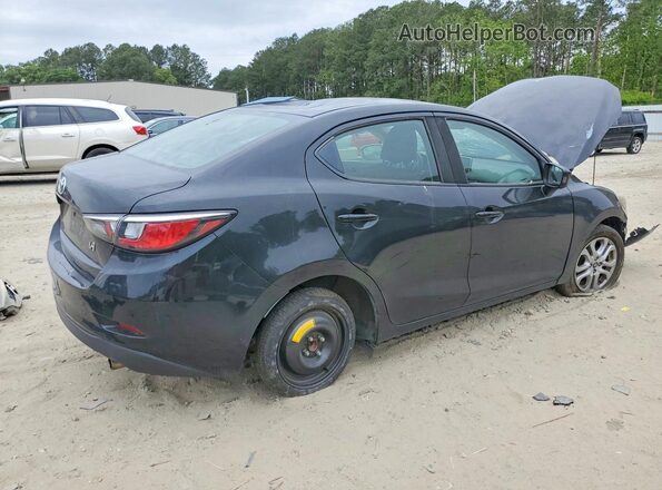 3MYDLBYV3HY182980 2017 TOYOTA YARIS Black Задня права чверть