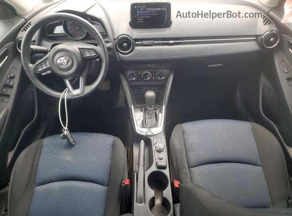 3MYDLBYV3KY522894 2019 TOYOTA YARIS White 