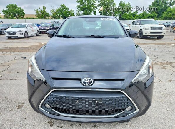 3MYDLBYV3KY523754 2019 TOYOTA YARIS Black 