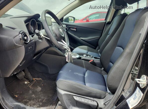 3MYDLBYV3KY523754 2019 TOYOTA YARIS Black 
