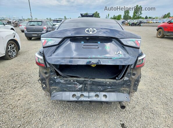 3MYDLBYV4HY153651 2017 TOYOTA YARIS Black უკანა ხედი