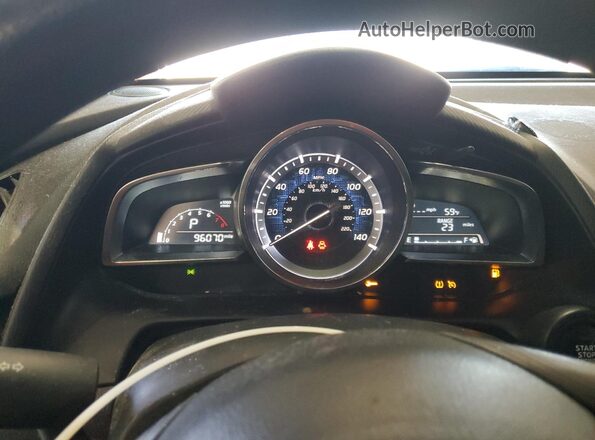 3MYDLBYV4HY156257 2017 TOYOTA YARIS Gray ხელსაწყოთა პანელის ხედი