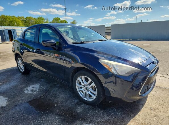 3MYDLBYV4HY164360 2017 TOYOTA YARIS Blue 