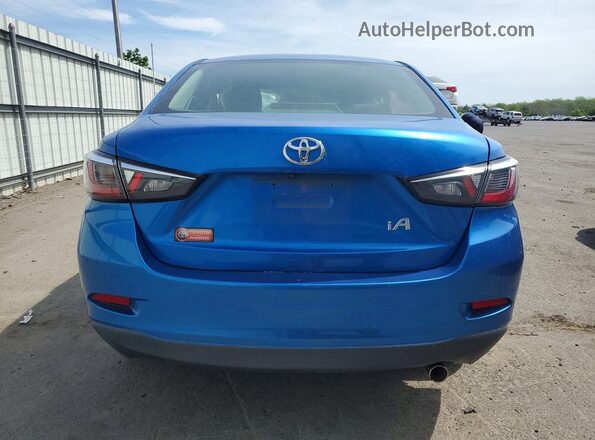 3MYDLBYV4HY175424 2017 TOYOTA YARIS Blue უკანა ხედი