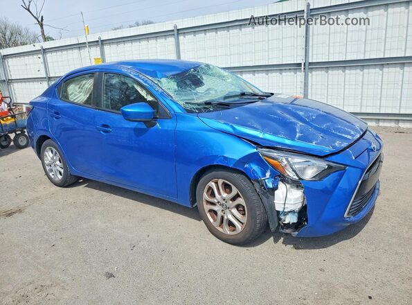 3MYDLBYV4HY175424 2017 TOYOTA YARIS Blue წინა მარჯვენა