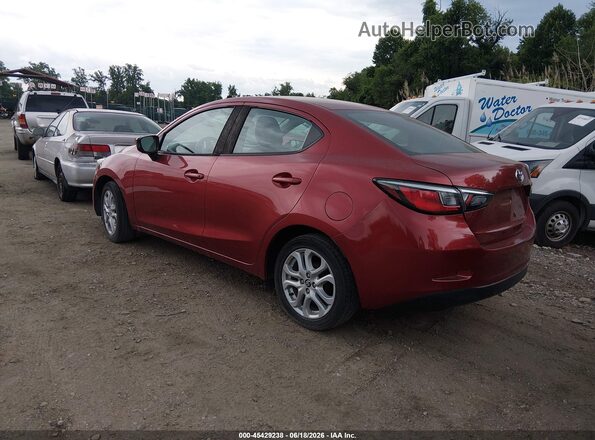 3MYDLBYV4HY182258 2017 TOYOTA YARIS IA Red 