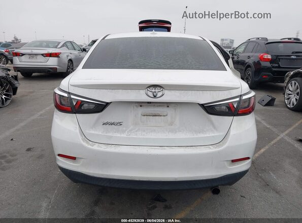 3MYDLBYV4KY509989 2019 TOYOTA YARIS White 