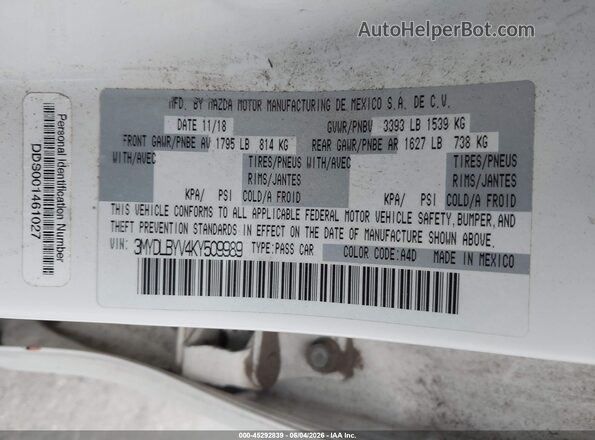 3MYDLBYV4KY509989 2019 TOYOTA YARIS White Widok komory silnika