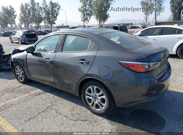 3MYDLBYV5HY186867 2017 TOYOTA YARIS IA Gray Trasero izquierdo