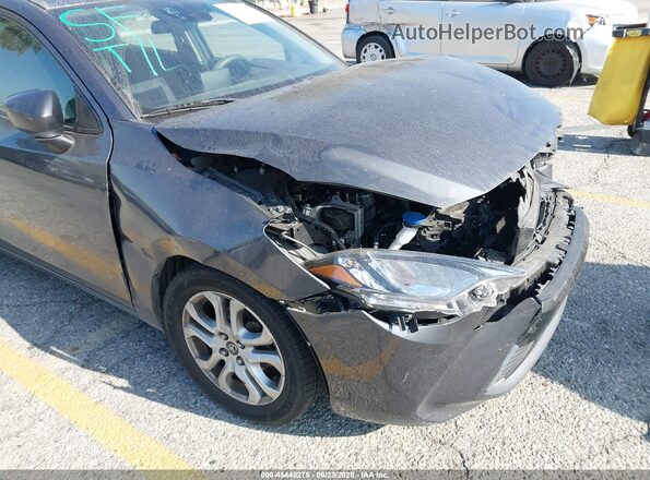 3MYDLBYV5HY186867 2017 TOYOTA YARIS IA Gray 