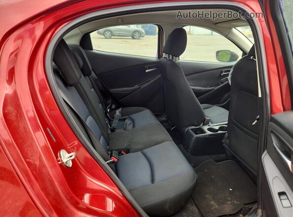 3MYDLBYV5JY322095 2018 TOYOTA YARIS Red 
