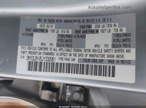 3MYDLBYV5JY332951 2018 TOYOTA YARIS IA Silver Շարժիչի բաժամունքի տեսք