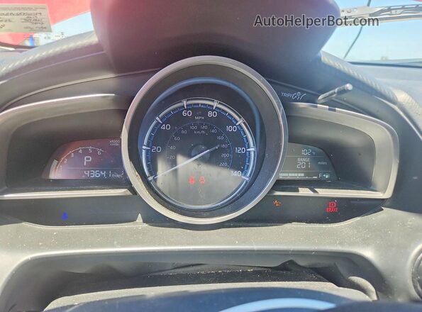 3MYDLBYV5KY503389 2019 TOYOTA YARIS Red Vista del cuadro de instrumentos