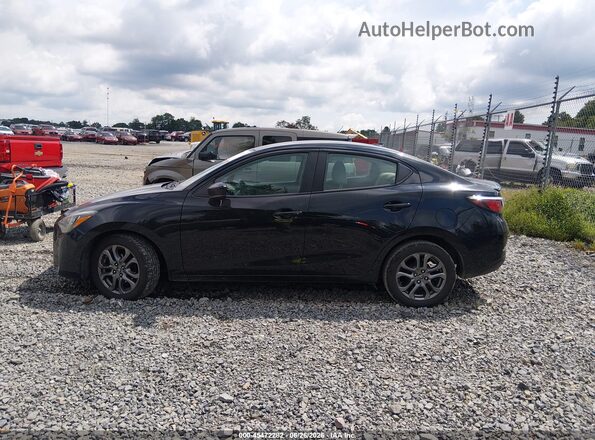 3MYDLBYV5KY514845 2019 TOYOTA YARIS Черный 