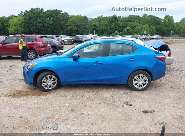 3MYDLBYV5KY522282 2019 TOYOTA YARIS Blue სალონის 360-გრადუსიანი ხედი