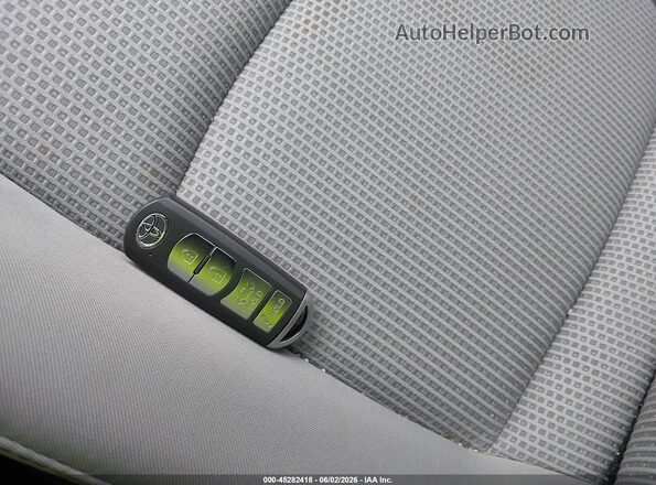3MYDLBYV5KY522282 2019 TOYOTA YARIS Blue წინა პანელის ხედი