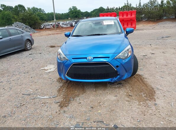 3MYDLBYV5KY522282 2019 TOYOTA YARIS Blue ხელსაწყოთა პანელის ხედი