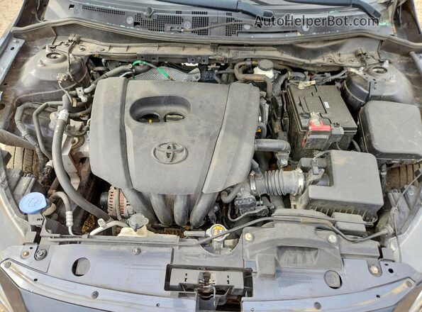 3MYDLBYV5KY528261 2019 TOYOTA YARIS Gray 