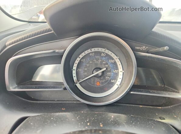 3MYDLBYV6HY189227 2017 TOYOTA YARIS Blue Սարքավորումների վահանակի տեսք