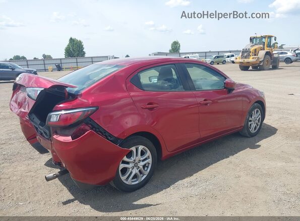 3MYDLBYV6JY302891 2018 TOYOTA YARIS IA Burgundy Rear right